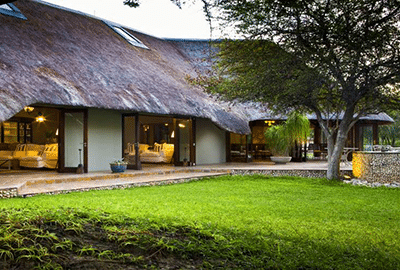 Mushara Lodge provides visitors with a luxurious base camp before taking off to Etosha National Park