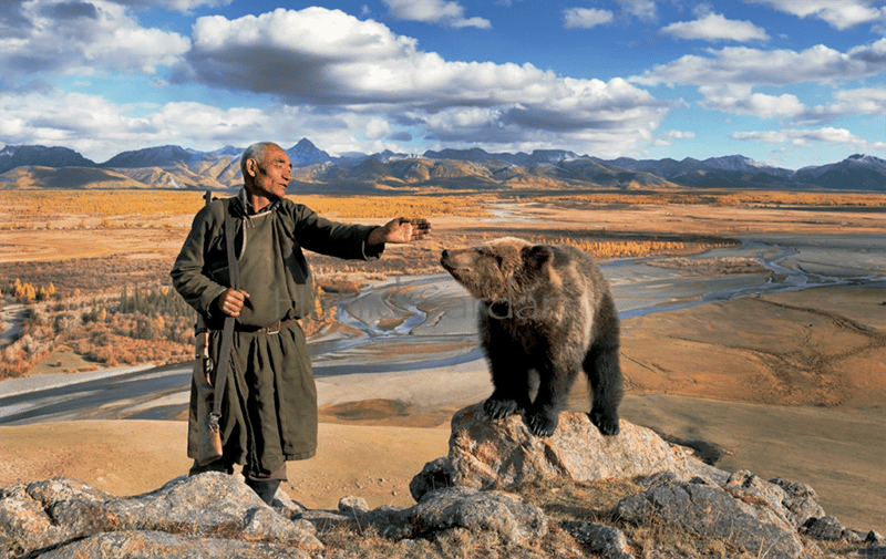 Better Moments Mongolia workshop - a man and a Gobi bear