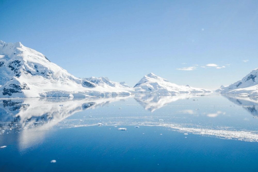 wide-angle of Antarctica landscapes with reflection